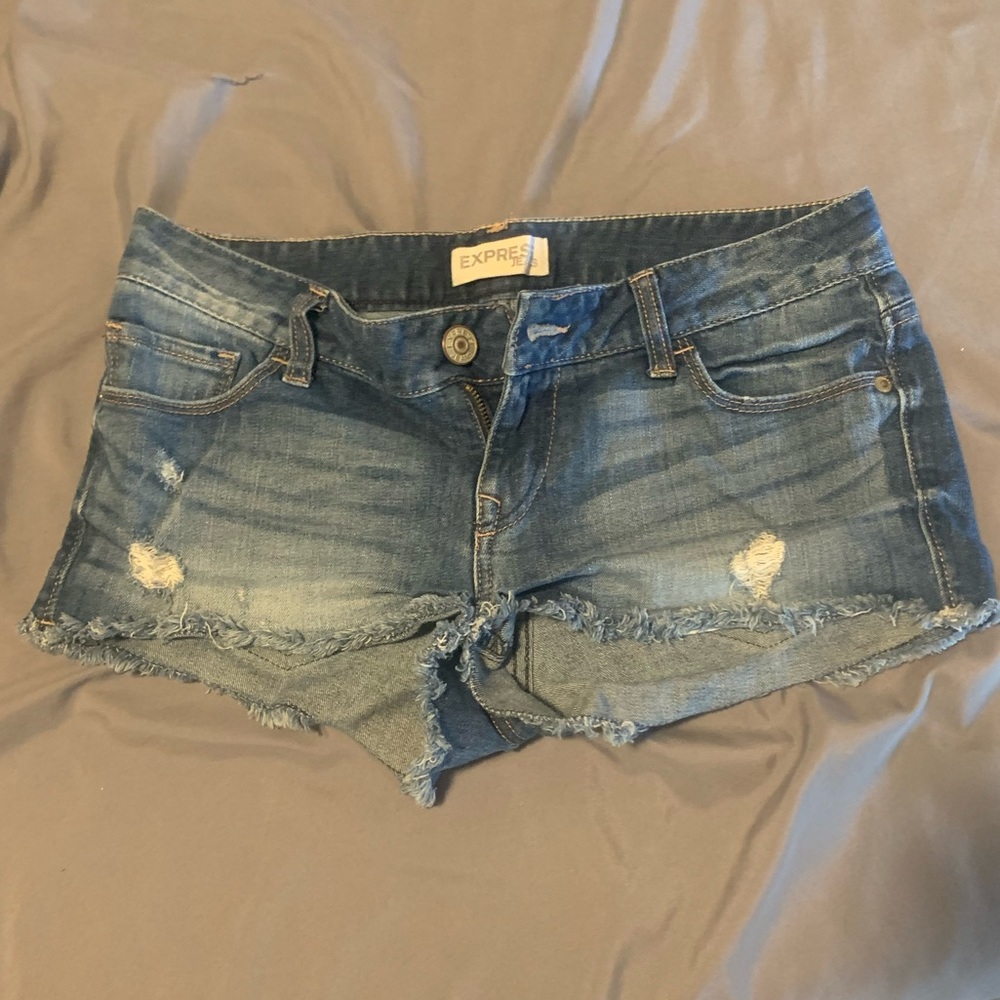 Express shorts